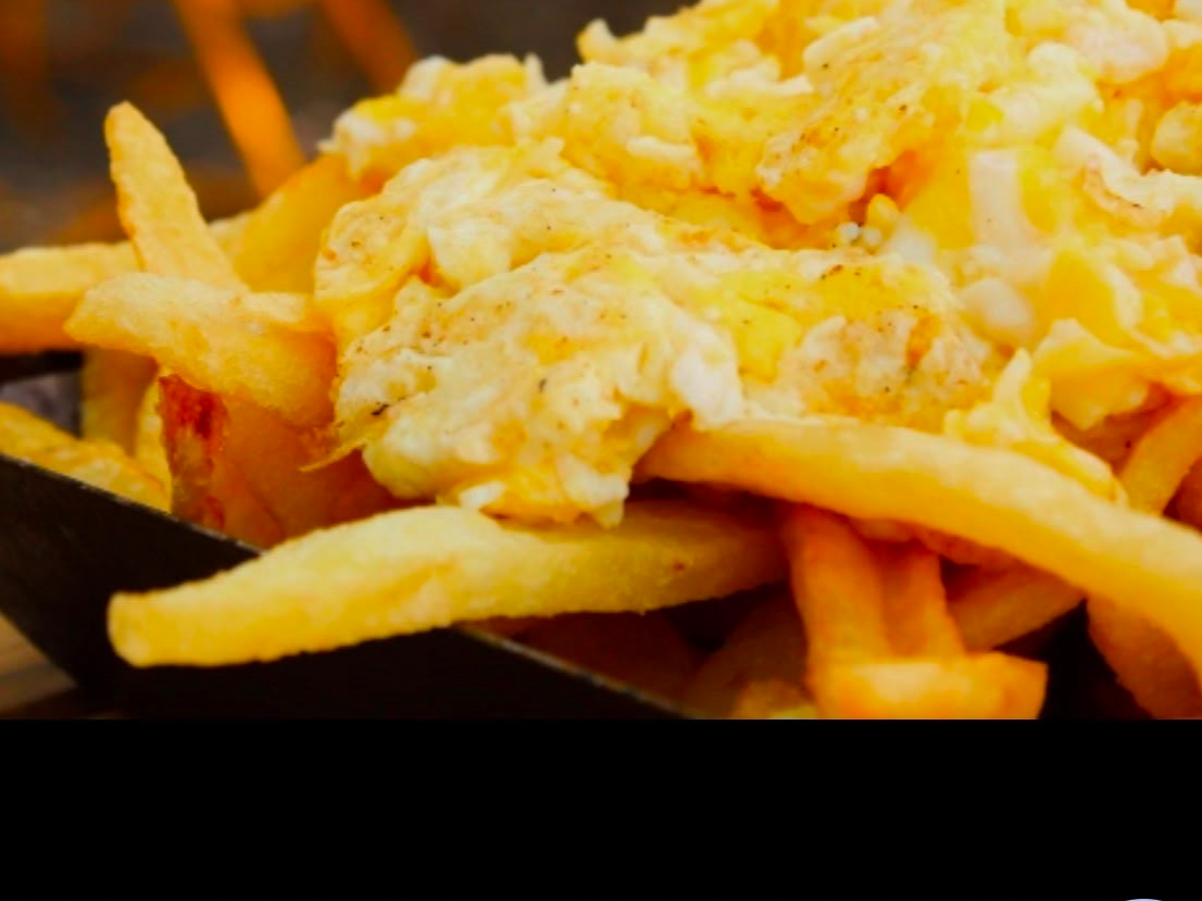 PORCION FRITAS CON HUEVO