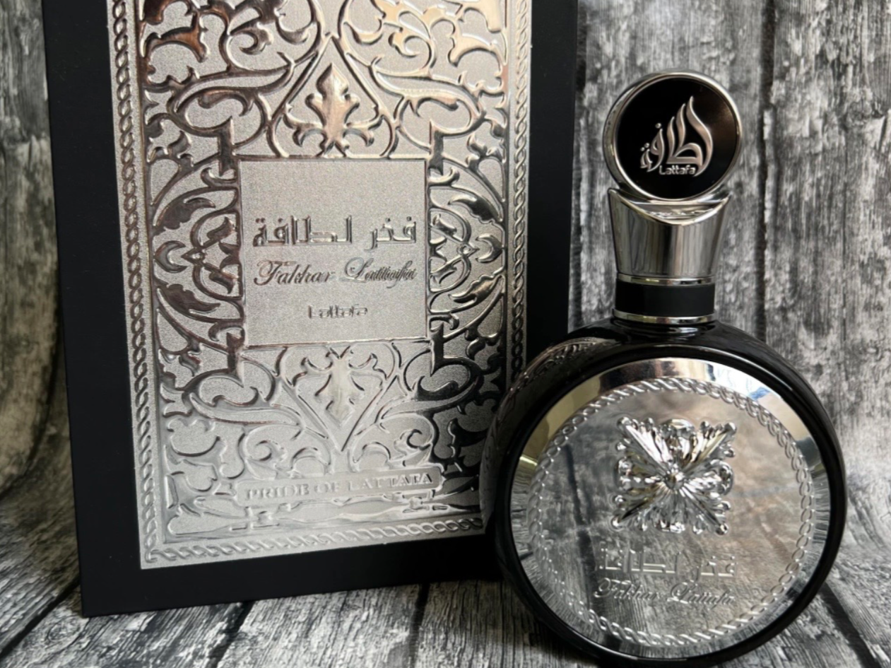 Fakkar black