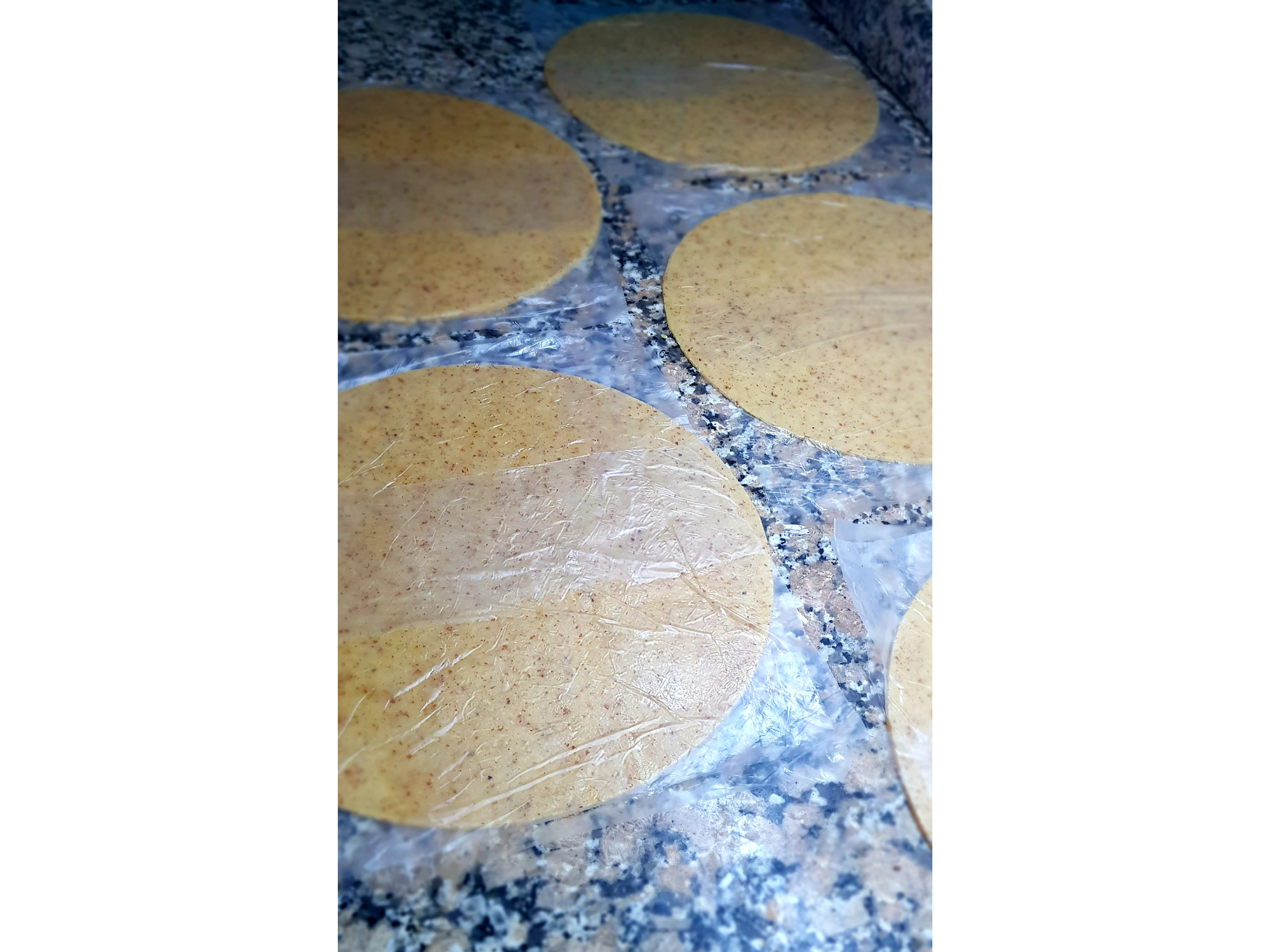 Masa para tartas salada tipo Pascualina x 1 un.