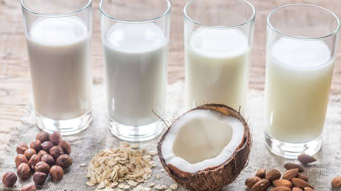LECHES Y BEBIDAS VEGETALES