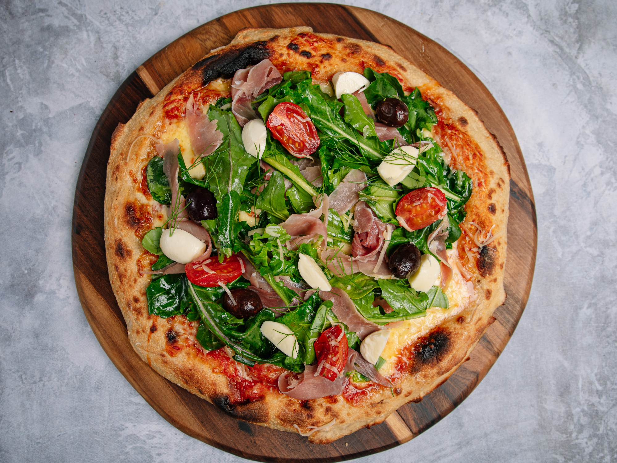 PIZZA DE RUCULA 8 PORCIONES