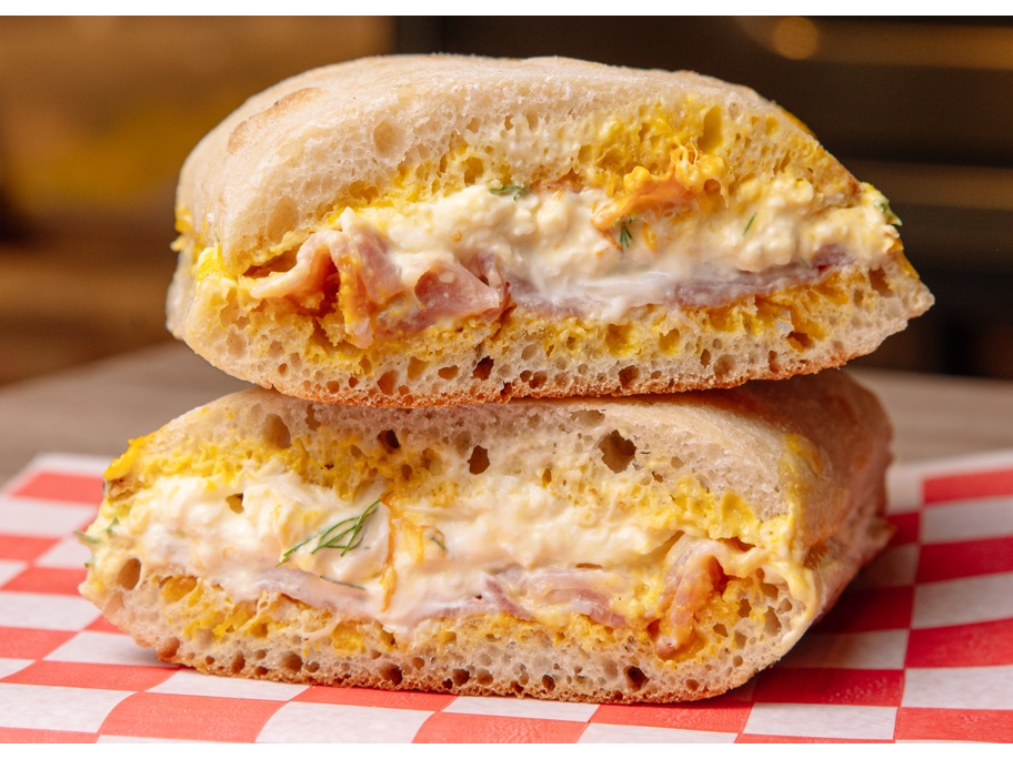 Sándwich De Focaccia Vellutata Di Zuca