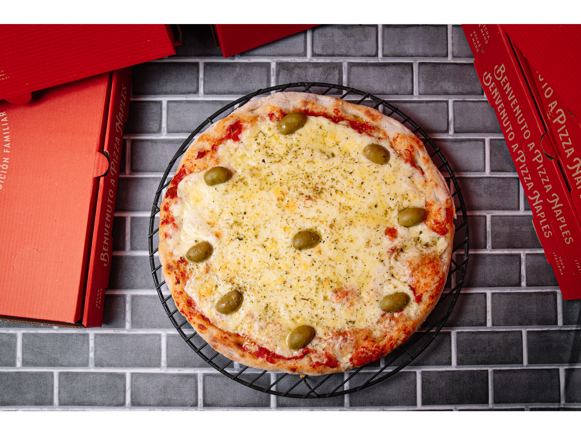 PIZZA DOBLE MUZZA BUENOS AIRES 8 PORCIONES