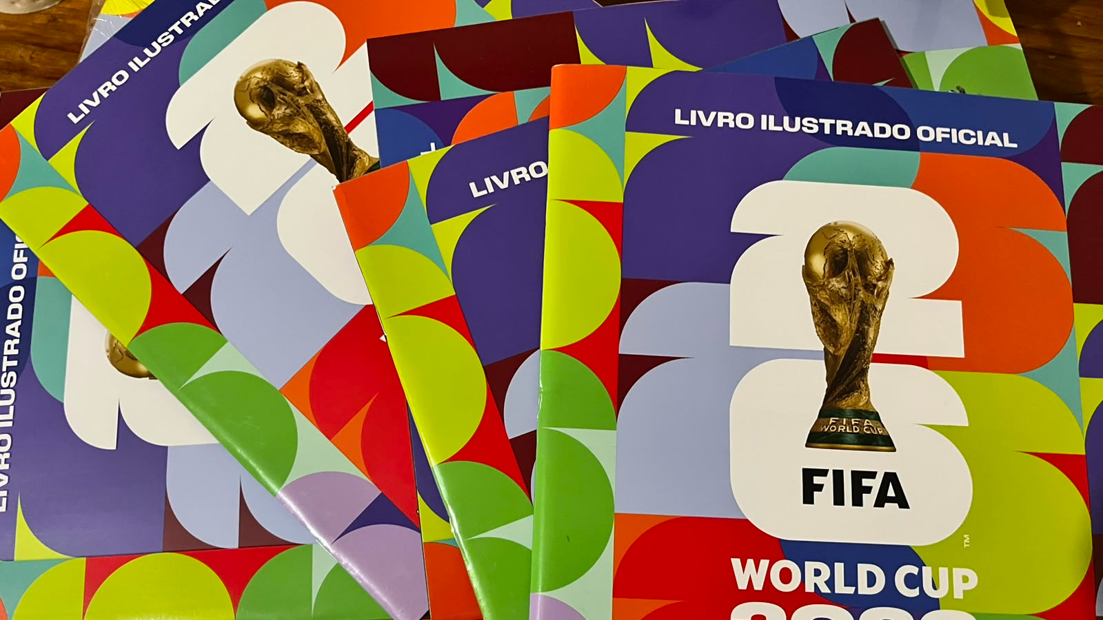 ALBUM DEL MUNDIAL VERSION BRASILERA