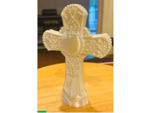 Cruz de Corazón 10cm alto.