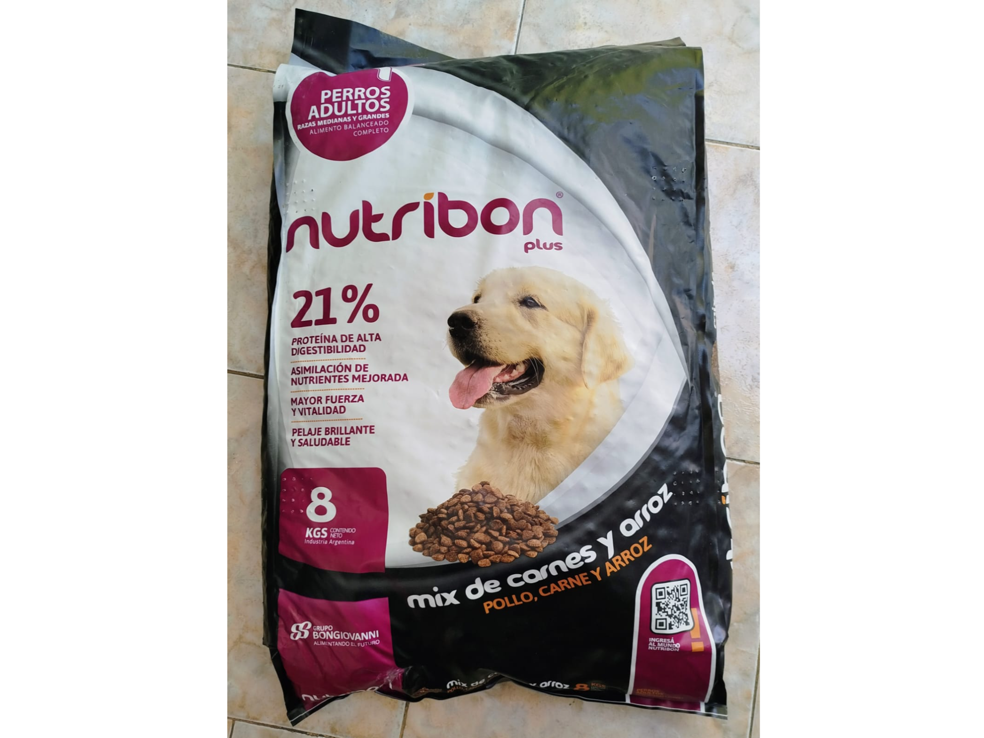 Alimento Balanceado para Perros Adultos "Nutribon" 21% de Proteina x 8kg