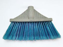 Escoba plástica