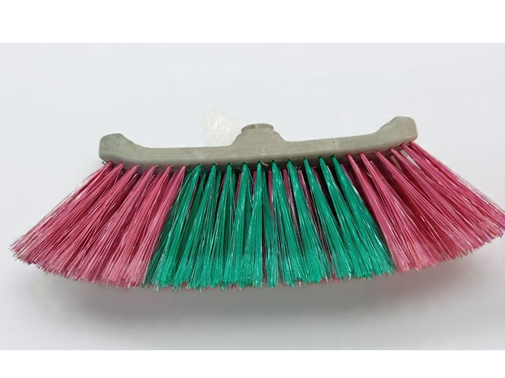 Escobillón plástico curvo