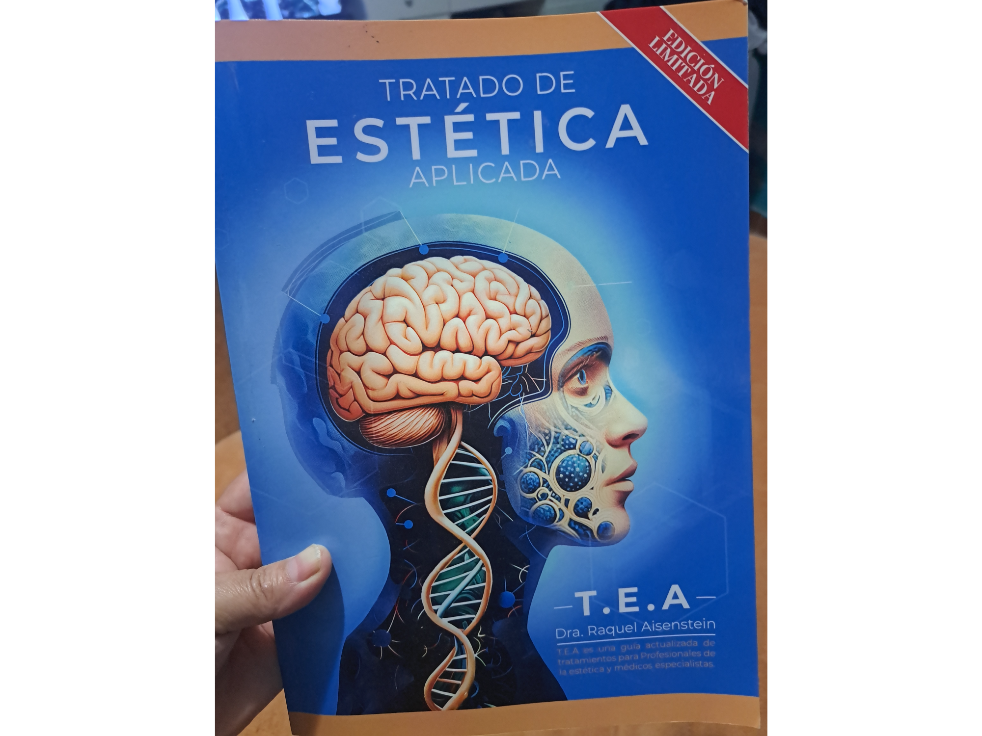 LIBRO USADO "Tratado de Estética Aplicada" (T.E.A.), escrito por la Dra. Raquel Aisenstein.