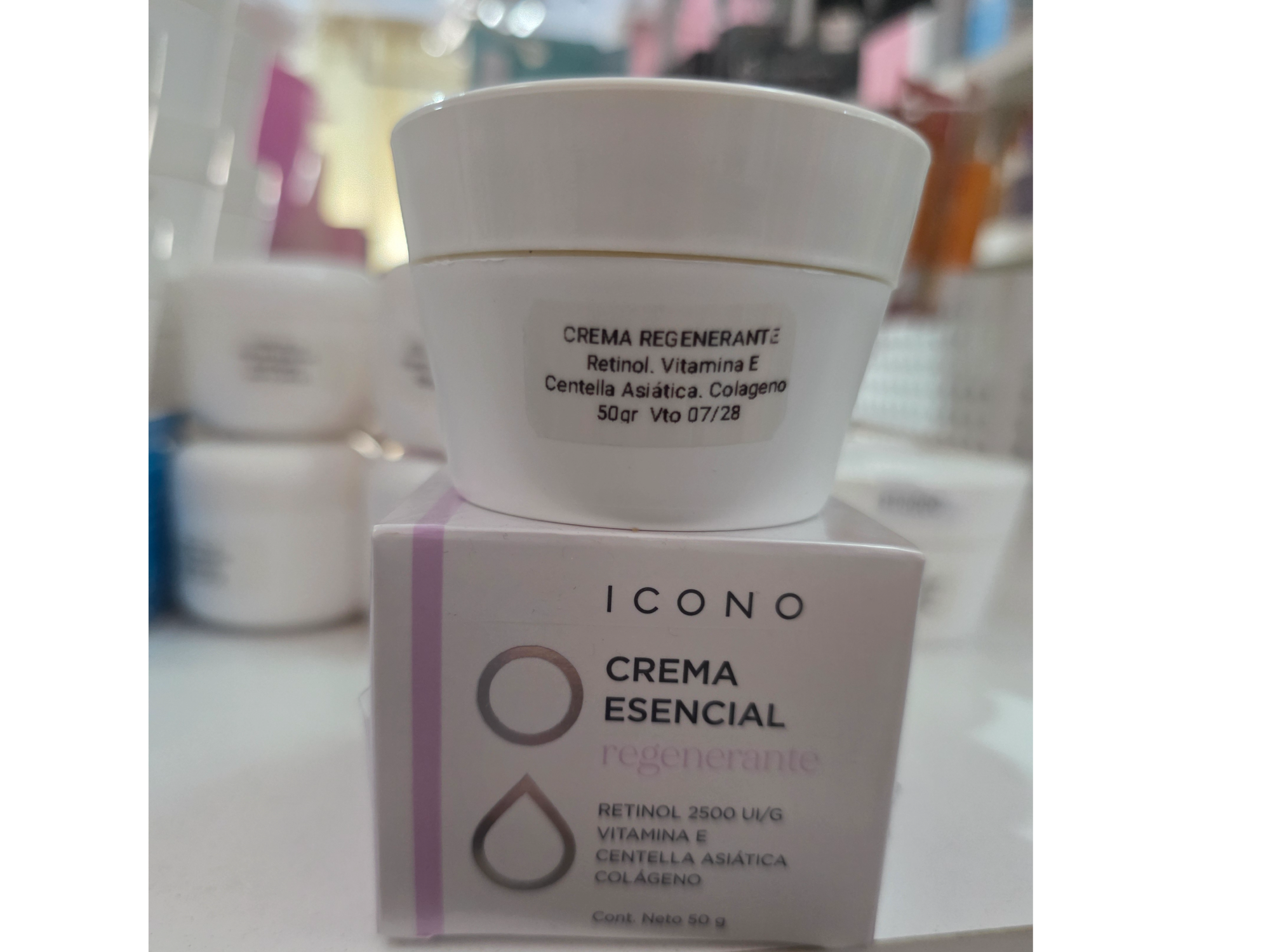 CREMA ESENCIAL REGENERANTE. LINEA FRACCIONADA x 50g