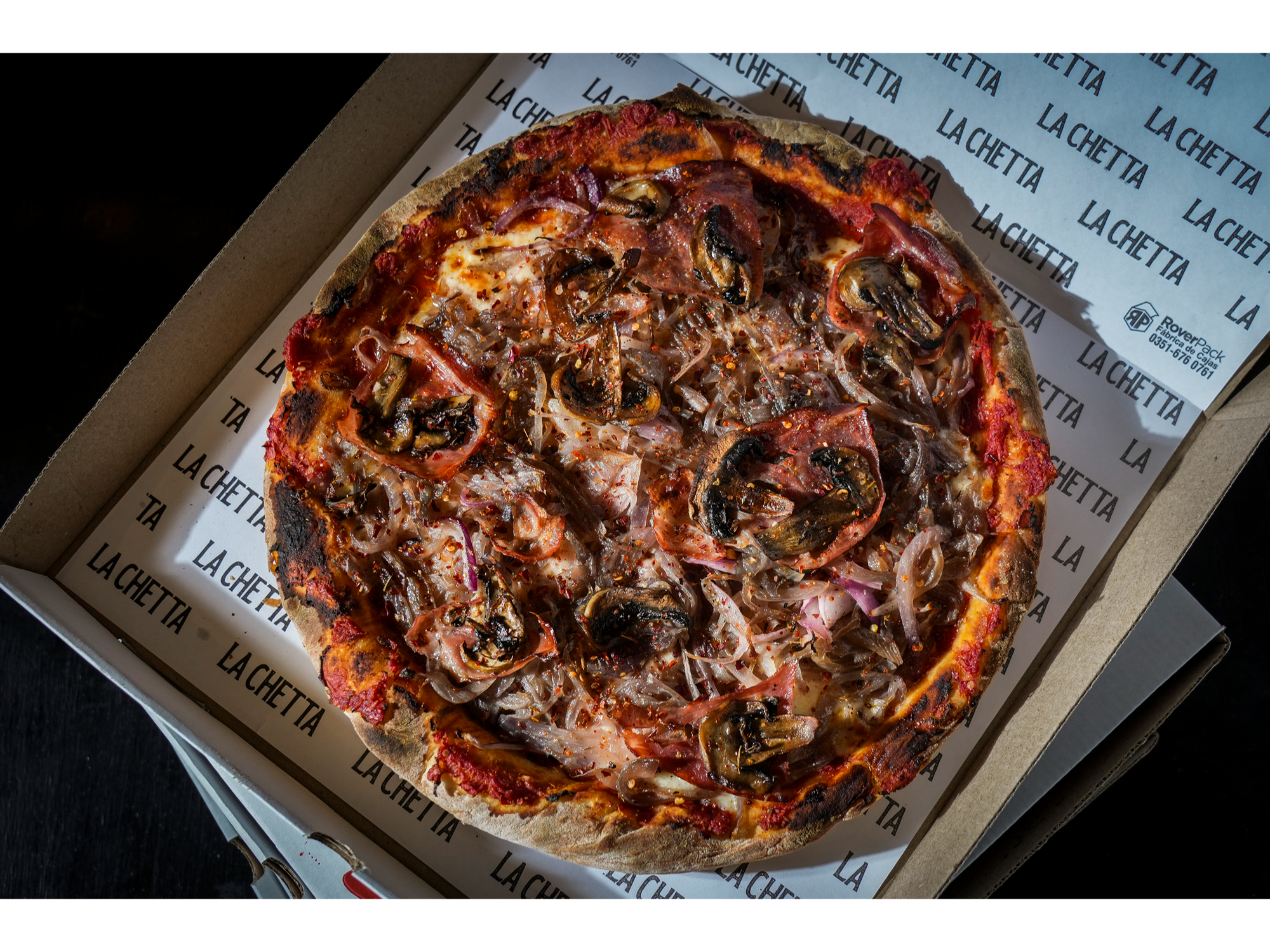 CHETTA (Pizza de la casa)