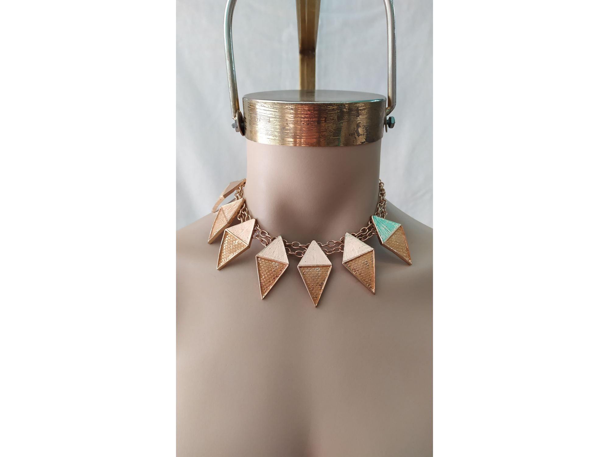 Collar