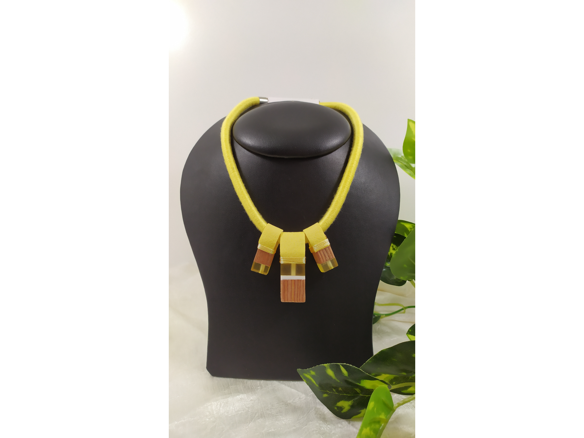 Collar