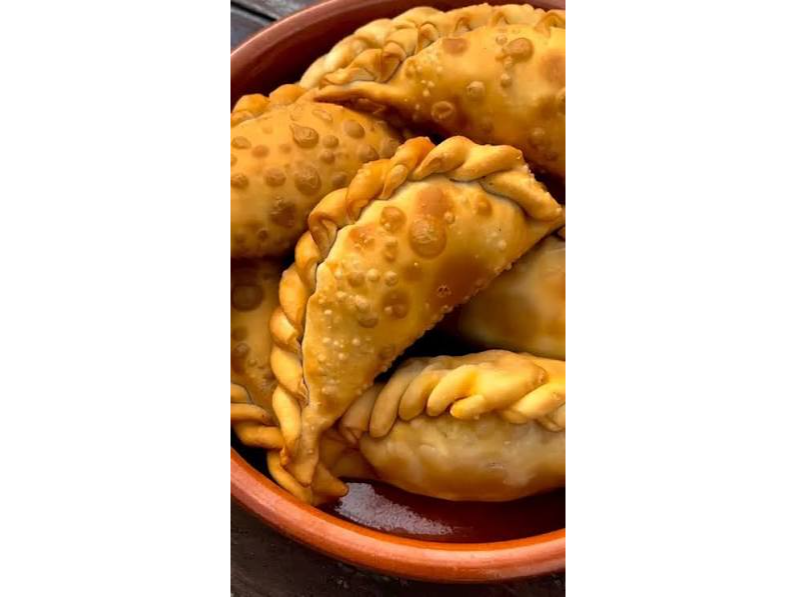 Empanadas de carne dulces o saladas