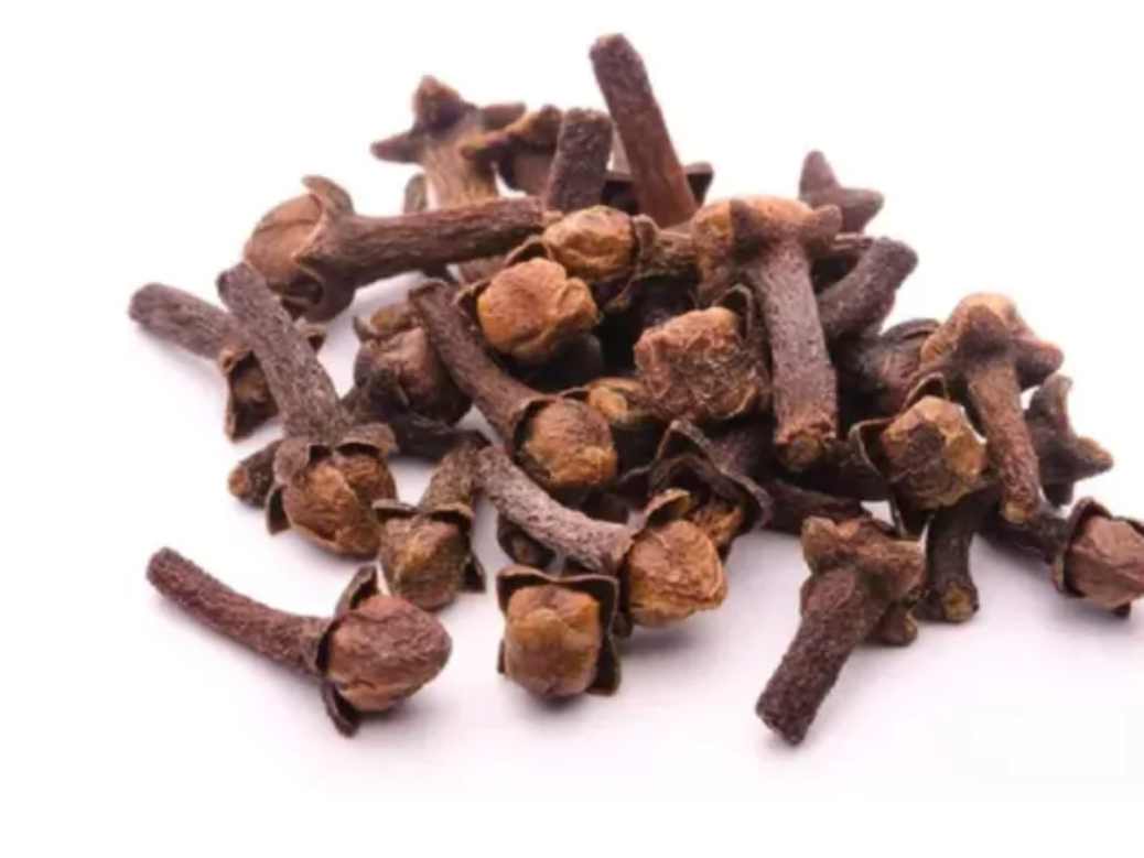 Clavo de olor entero