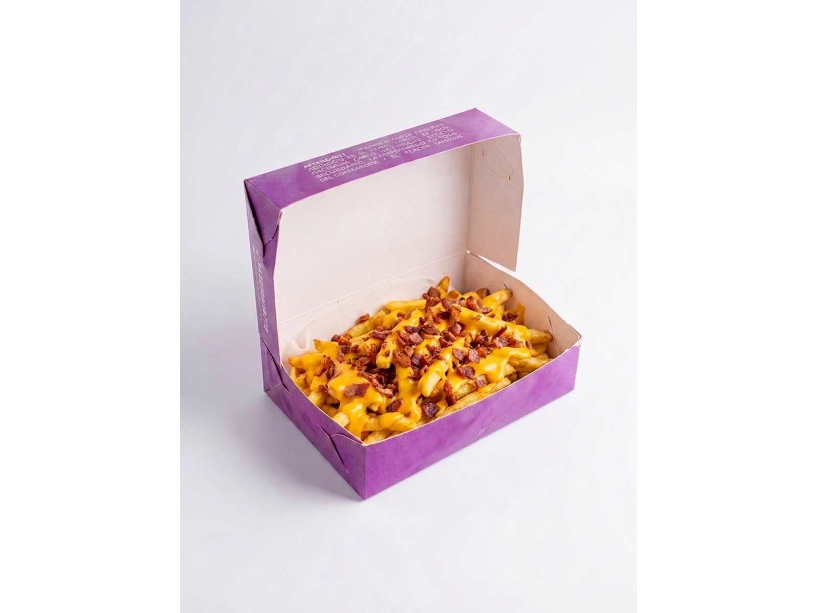 Papas con cheddar y bacon