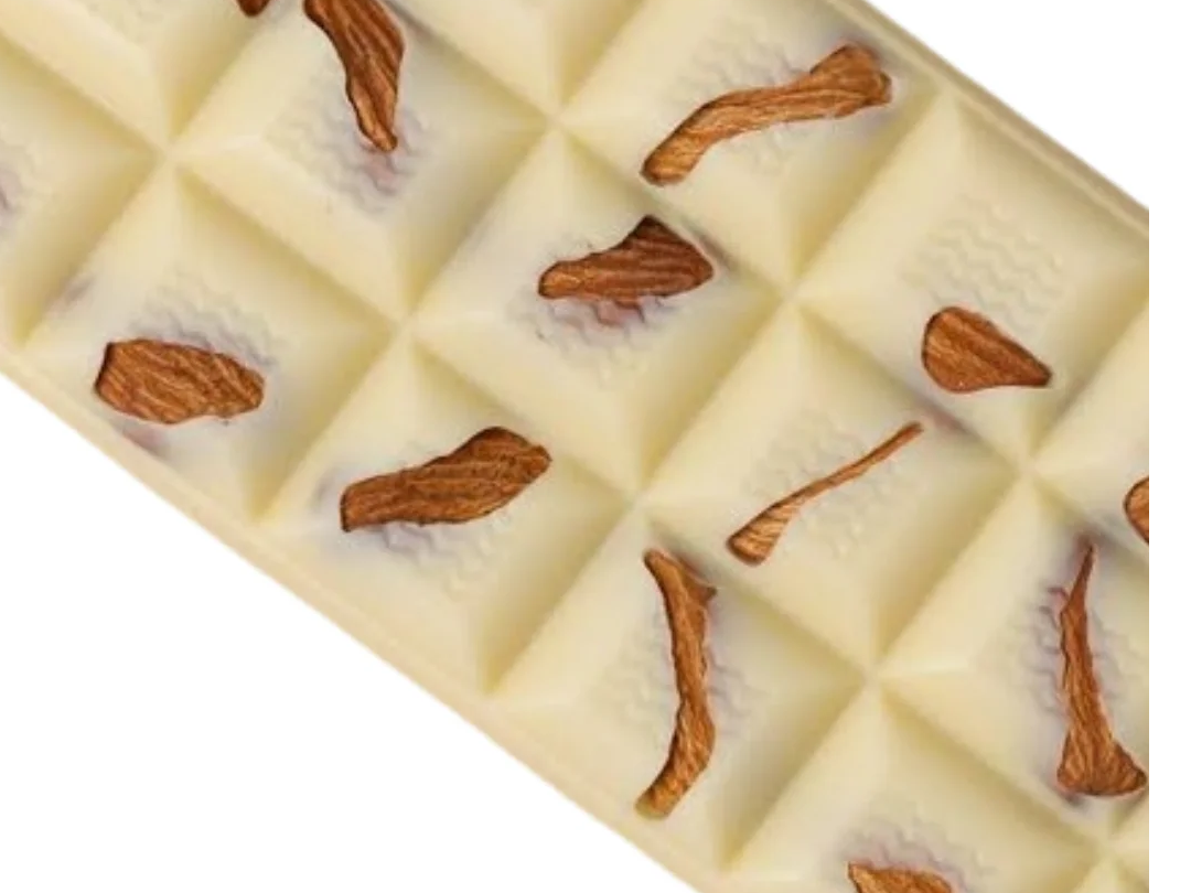 Chocolate Blanco con Almendra