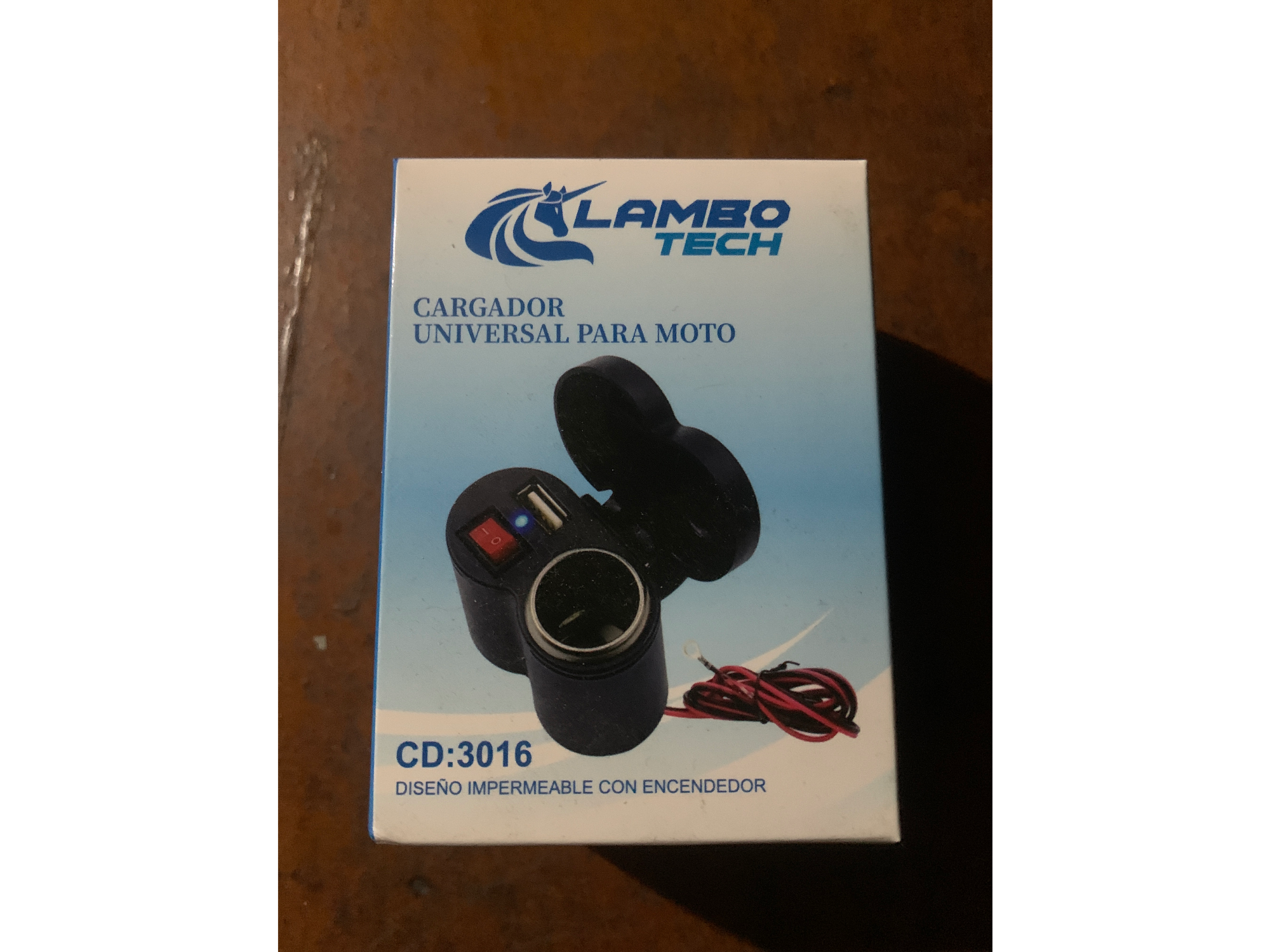 Cargador para moto universal