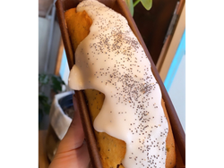 BUDIN DE LIMÓN Y AMAPOLAS