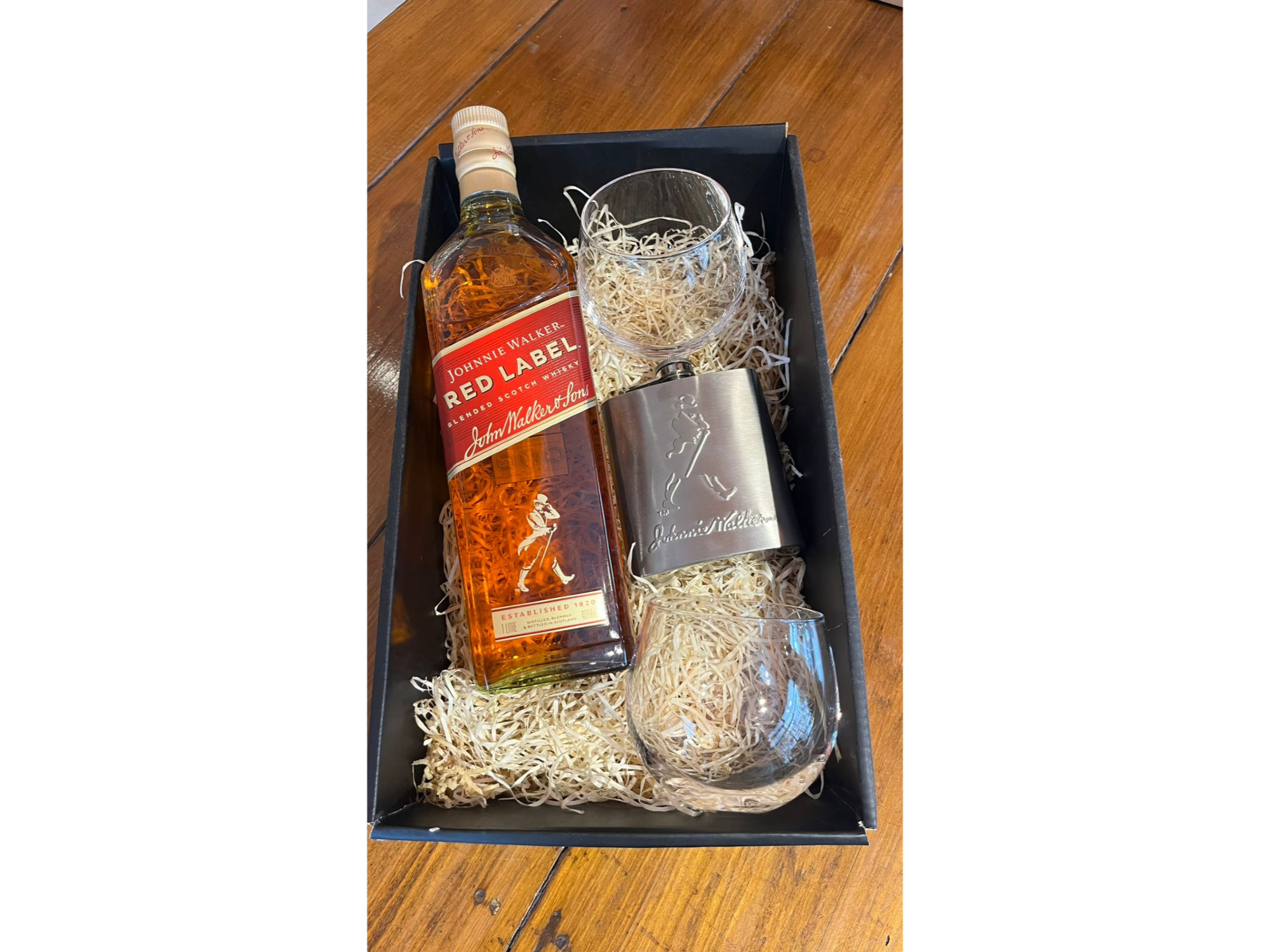 box whisky Johnnie Walker red