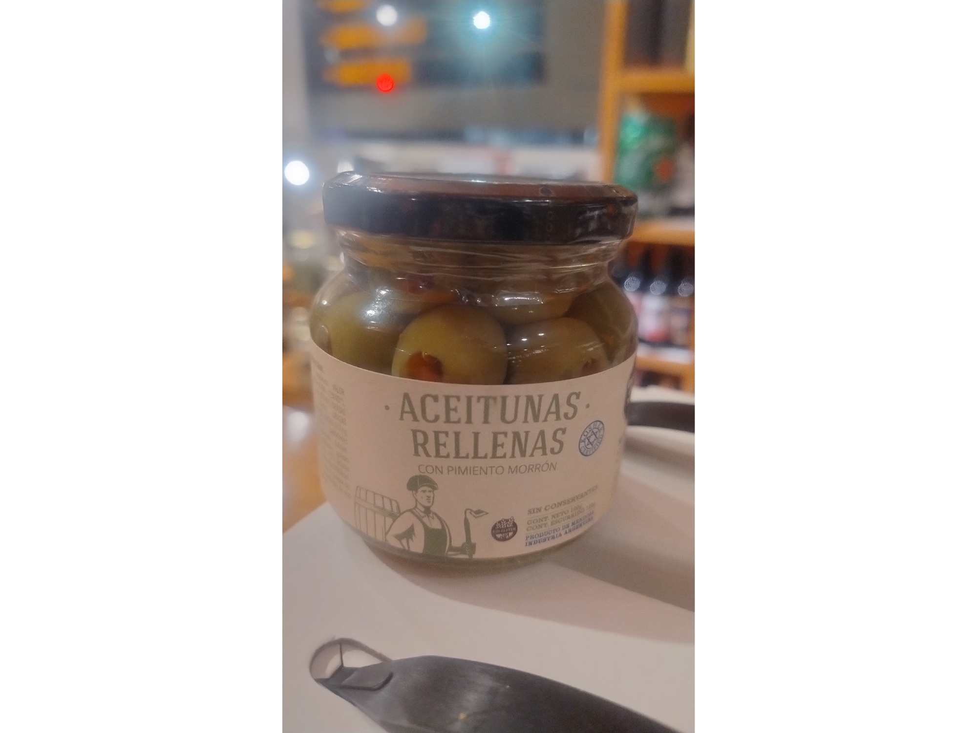 Aceitunas verdes rellenas con morrón
