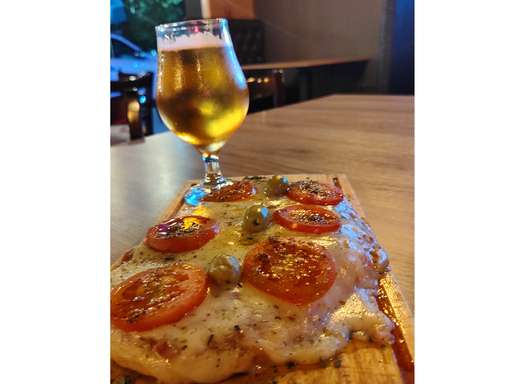 Pizzeta + 2 latas de cervezas (Copia)