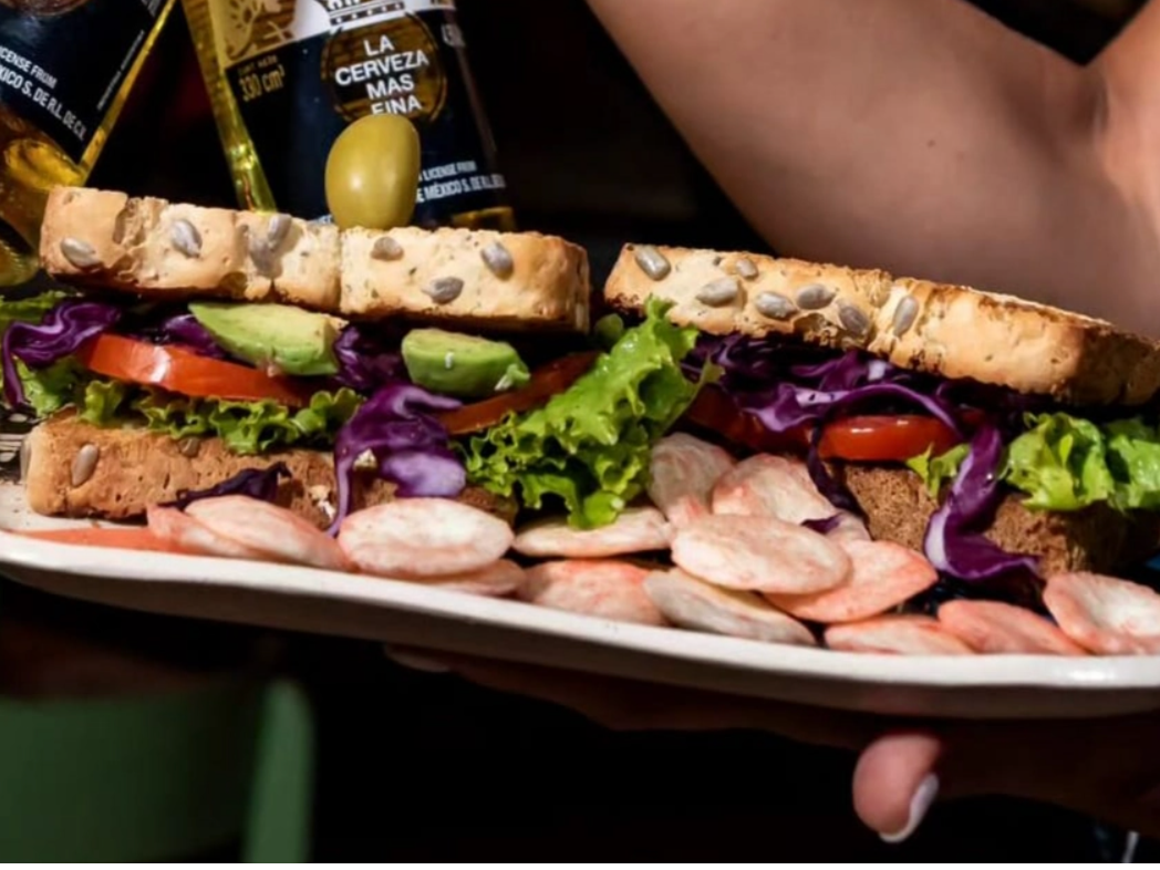 N°4 SÁNDWICH VEGGIE