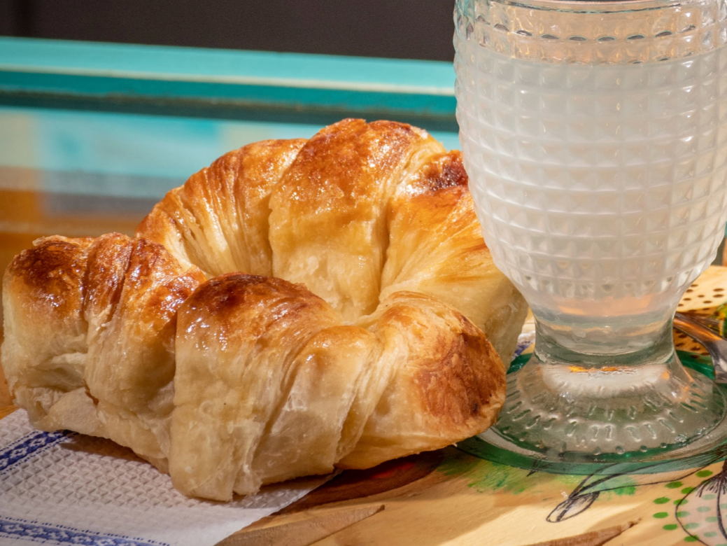 MEDIA LUNA DE MANTECA