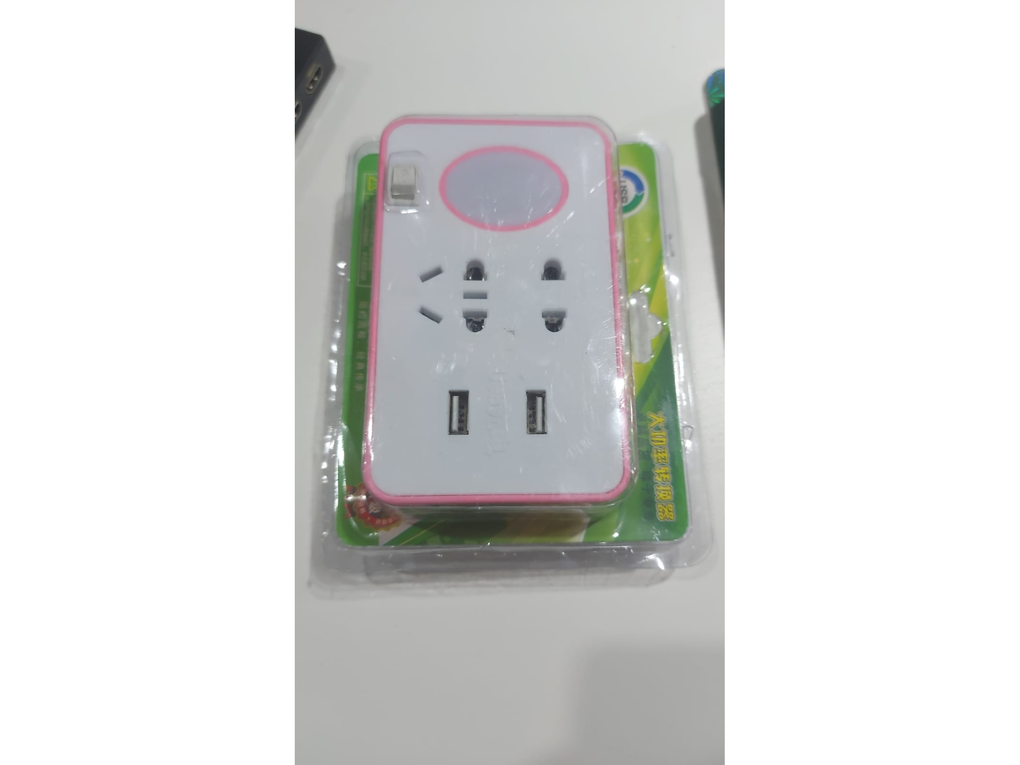 Zapatilla con 2 USB