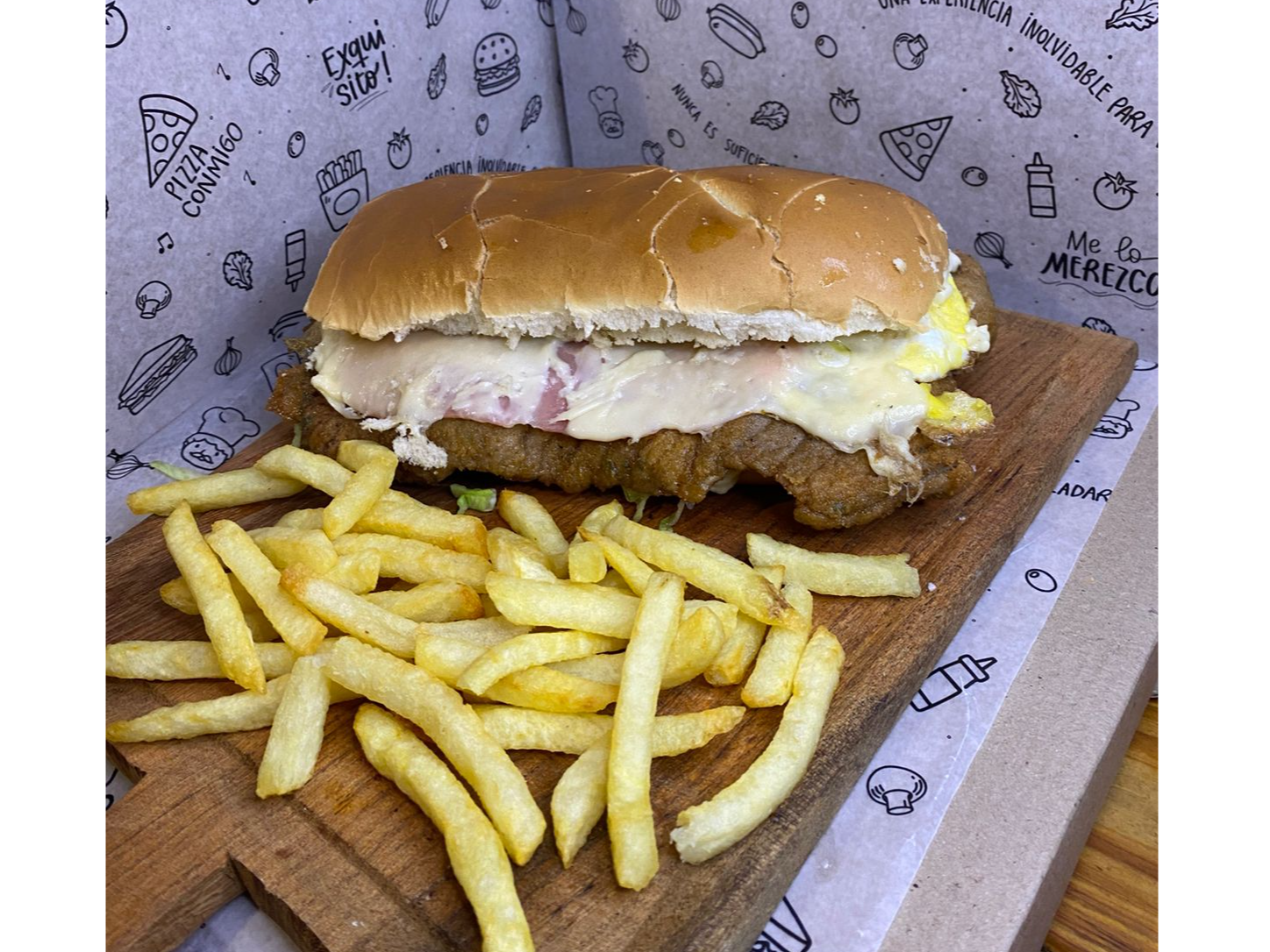 SANDWICH DE MILA COMPLETO de ROTISERIA EL GRINGO