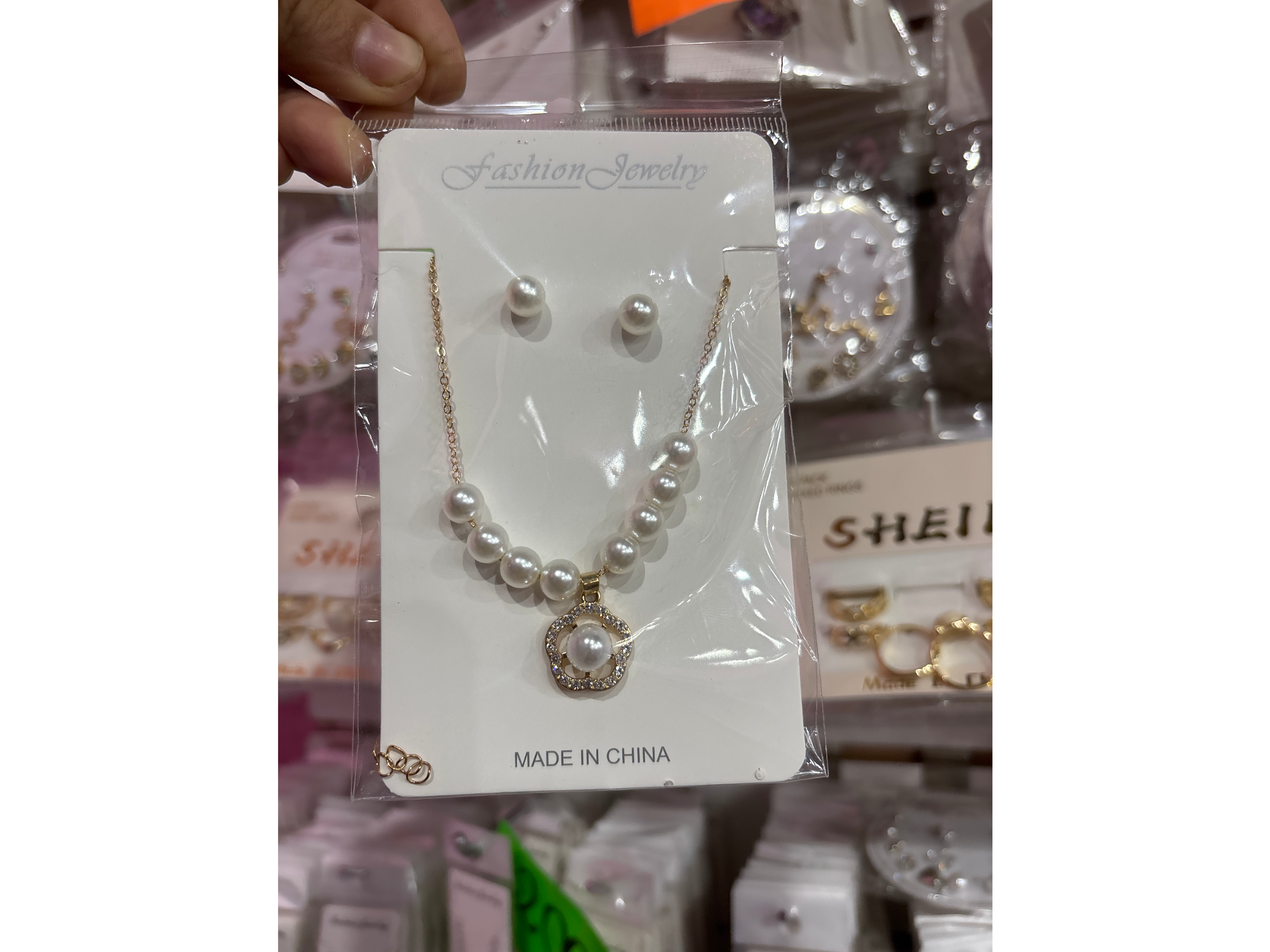 Cadena Perla's