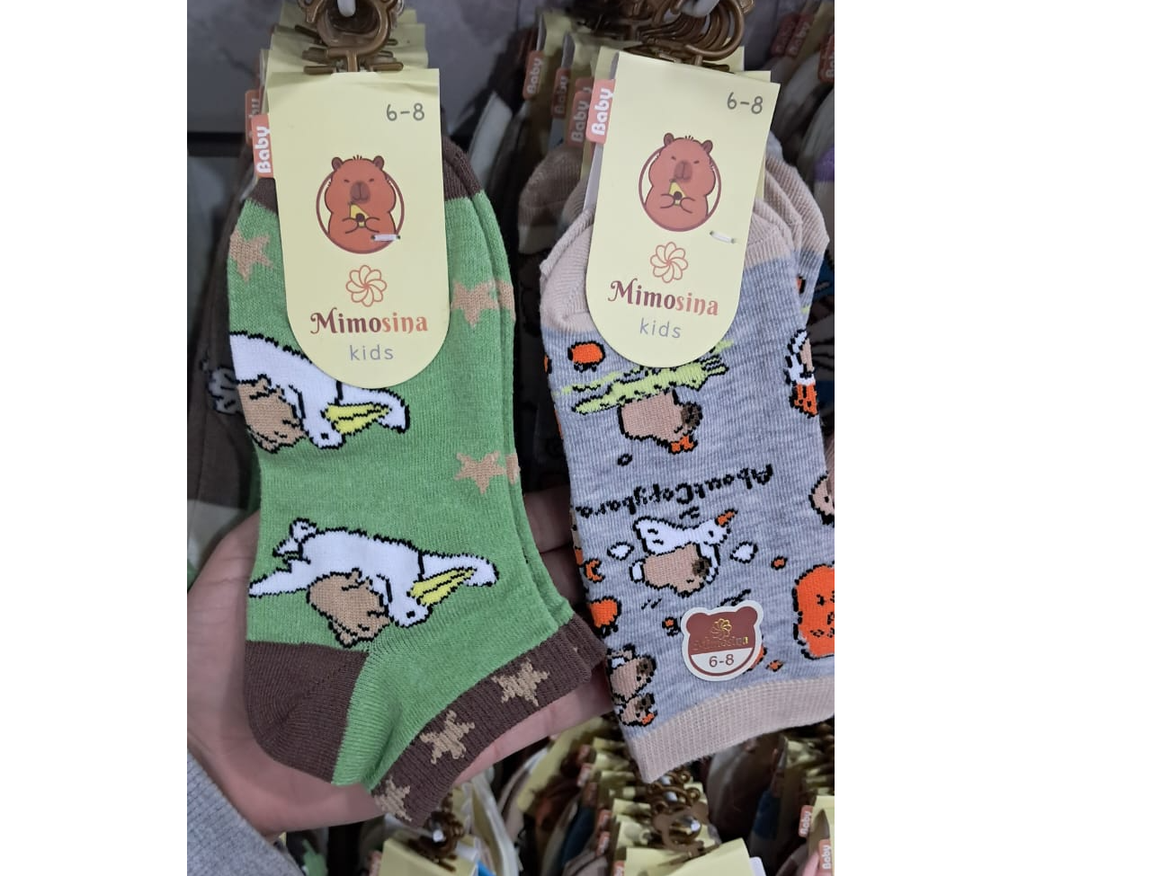 media personajes infantil