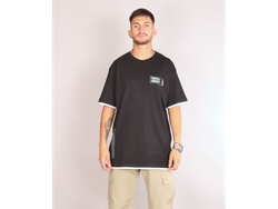 Remera Superpuesta Over Tokio Negra