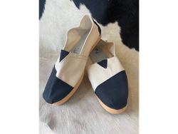 Reforzada combinadas beige y negro