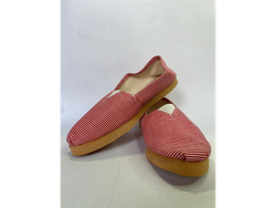 Estampado rayado rojo