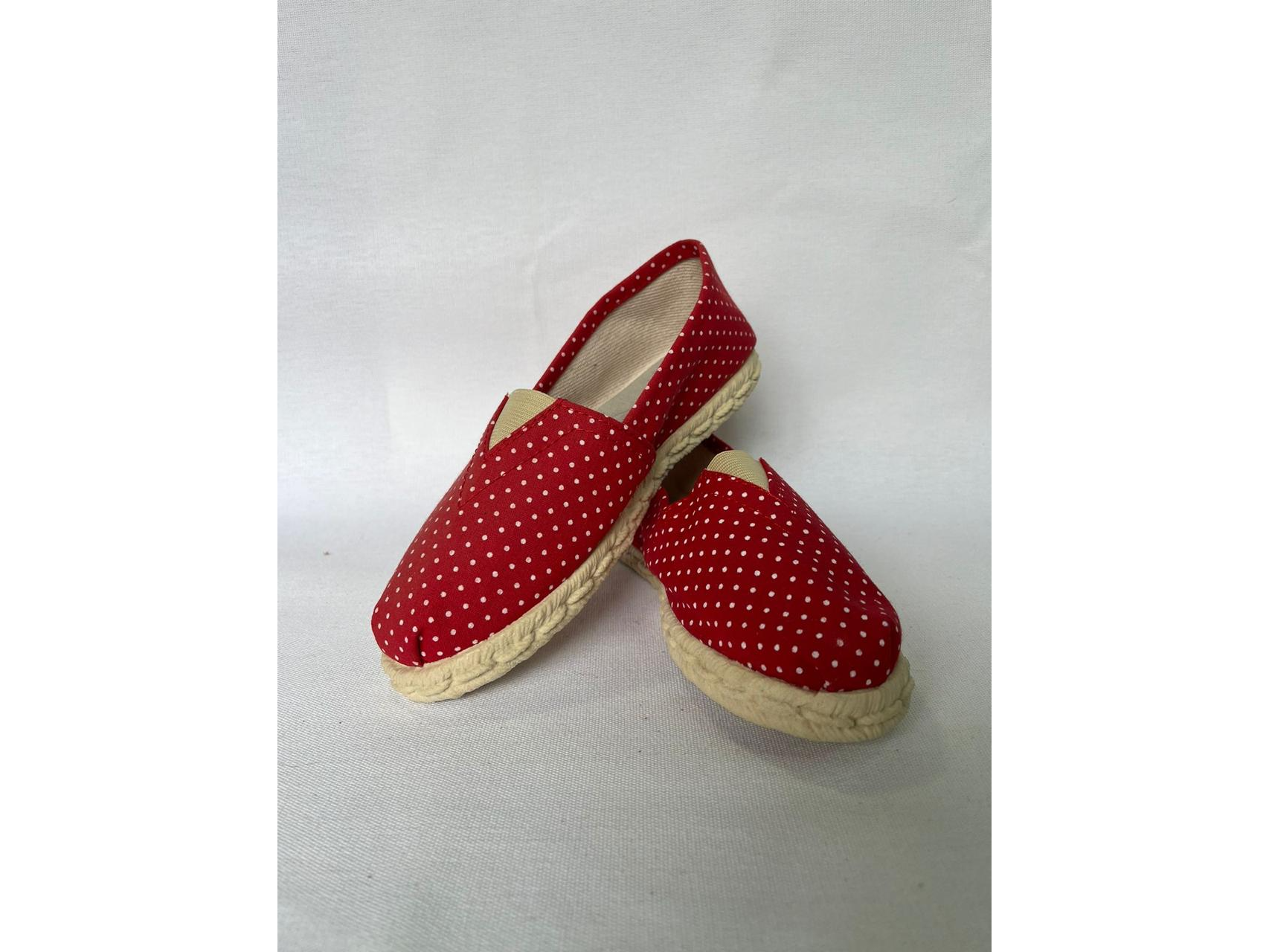 Estampados Puntos rojos