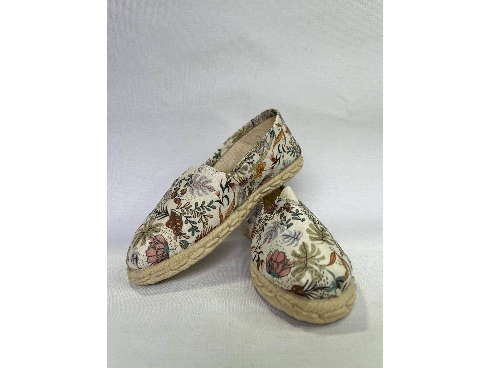 Estampados jardin blanco