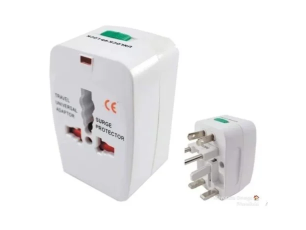 Adaptador viajero universal