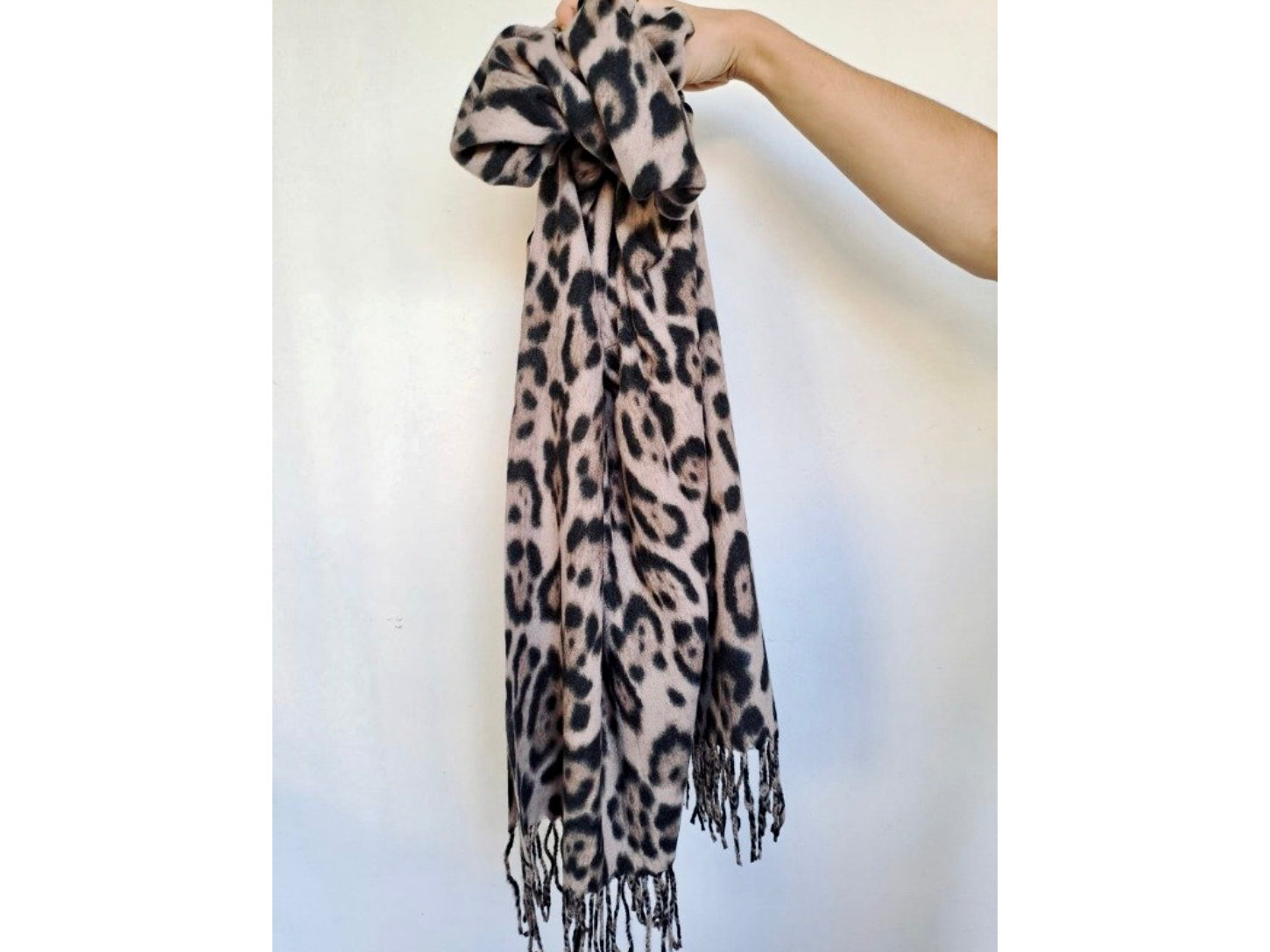 BUFANDA ANIMAL PRINT BEIGE