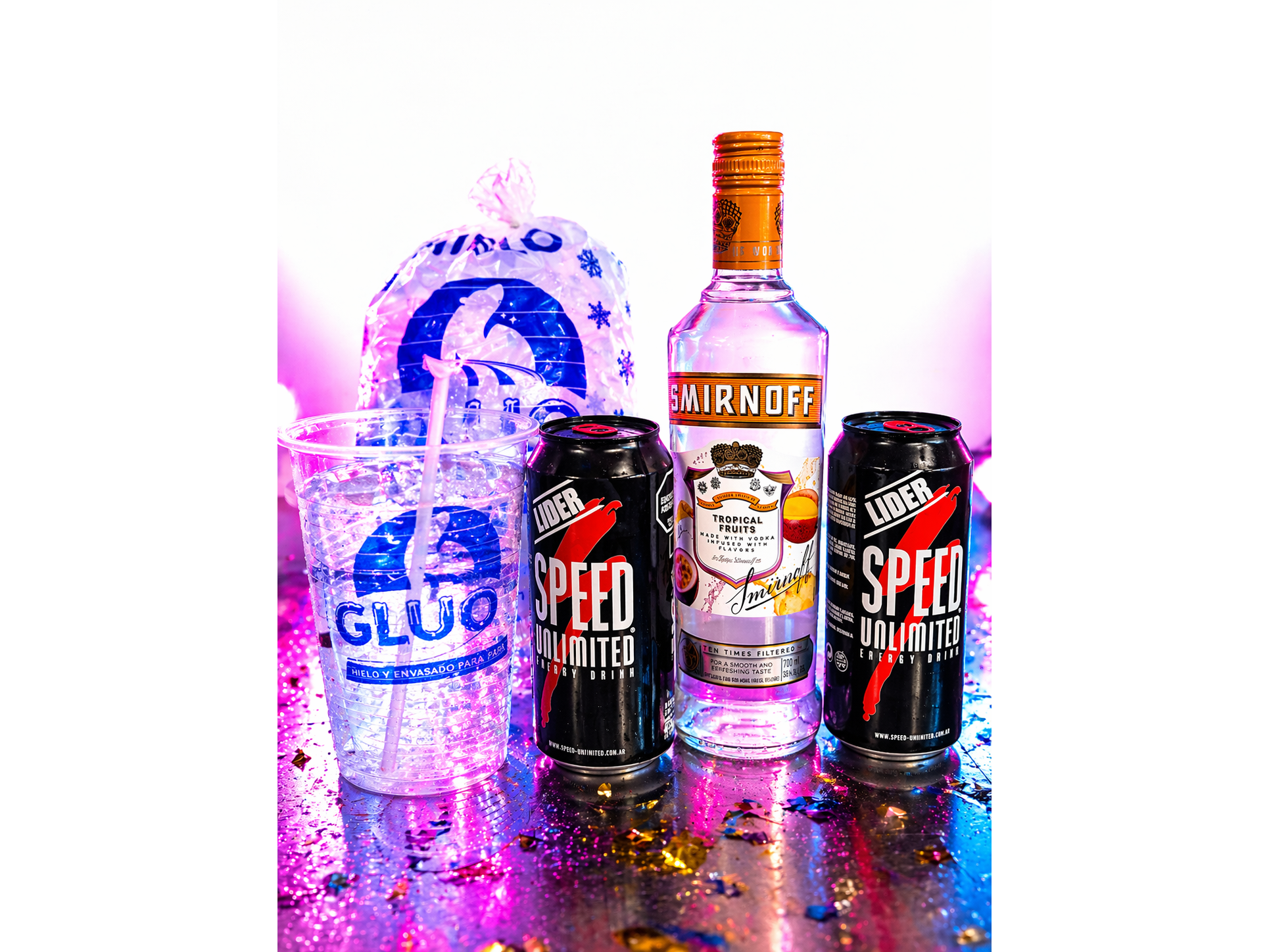 Combo Smirnoff. 1 Smirnoff + 2 speed + hielo 1.5 +vaso y sorbete