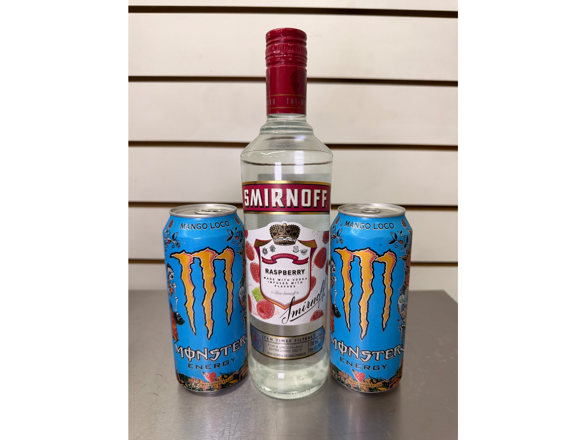 Smirnoff + 2 Monster