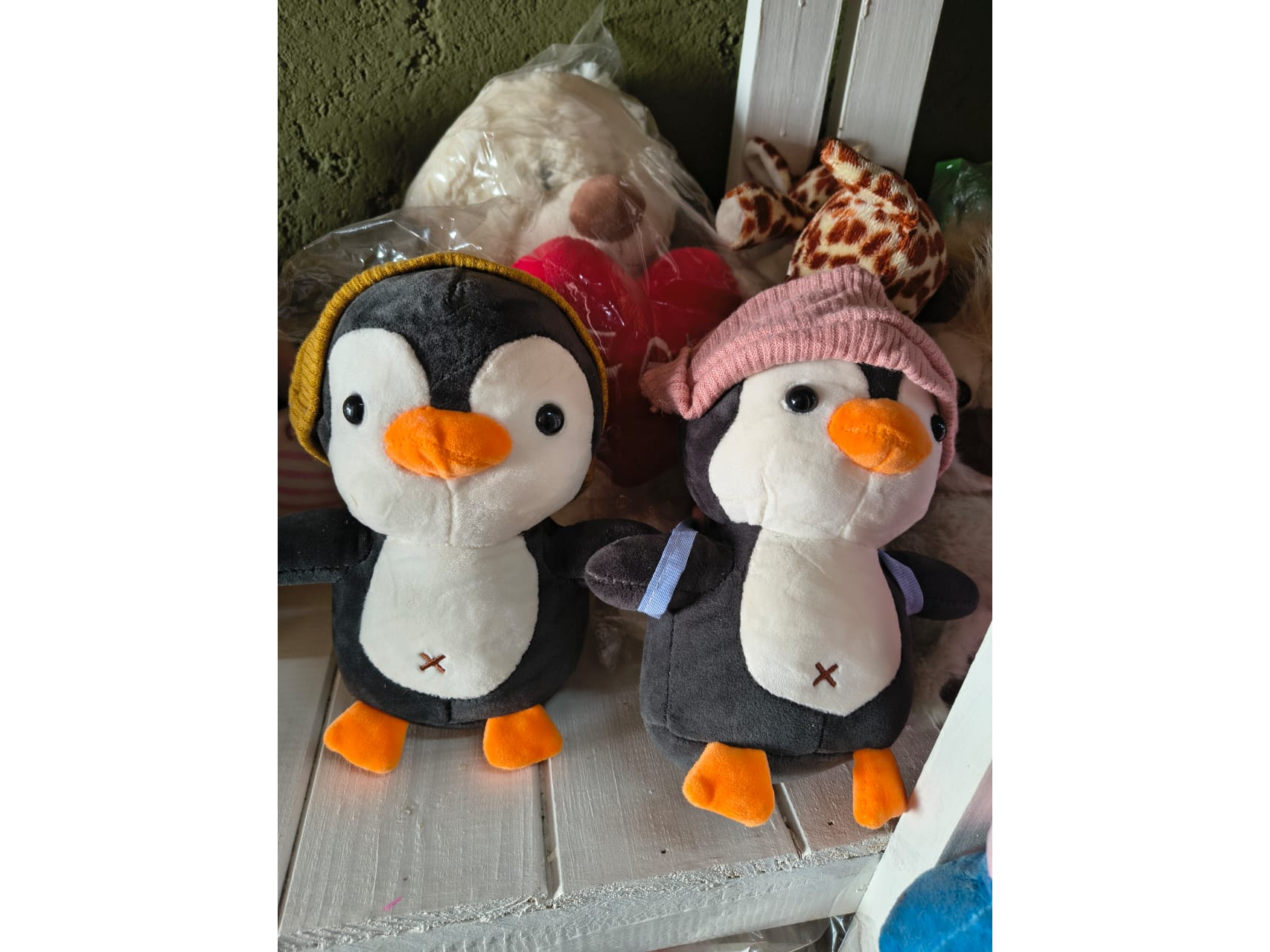 PINGUINOS 20 CM