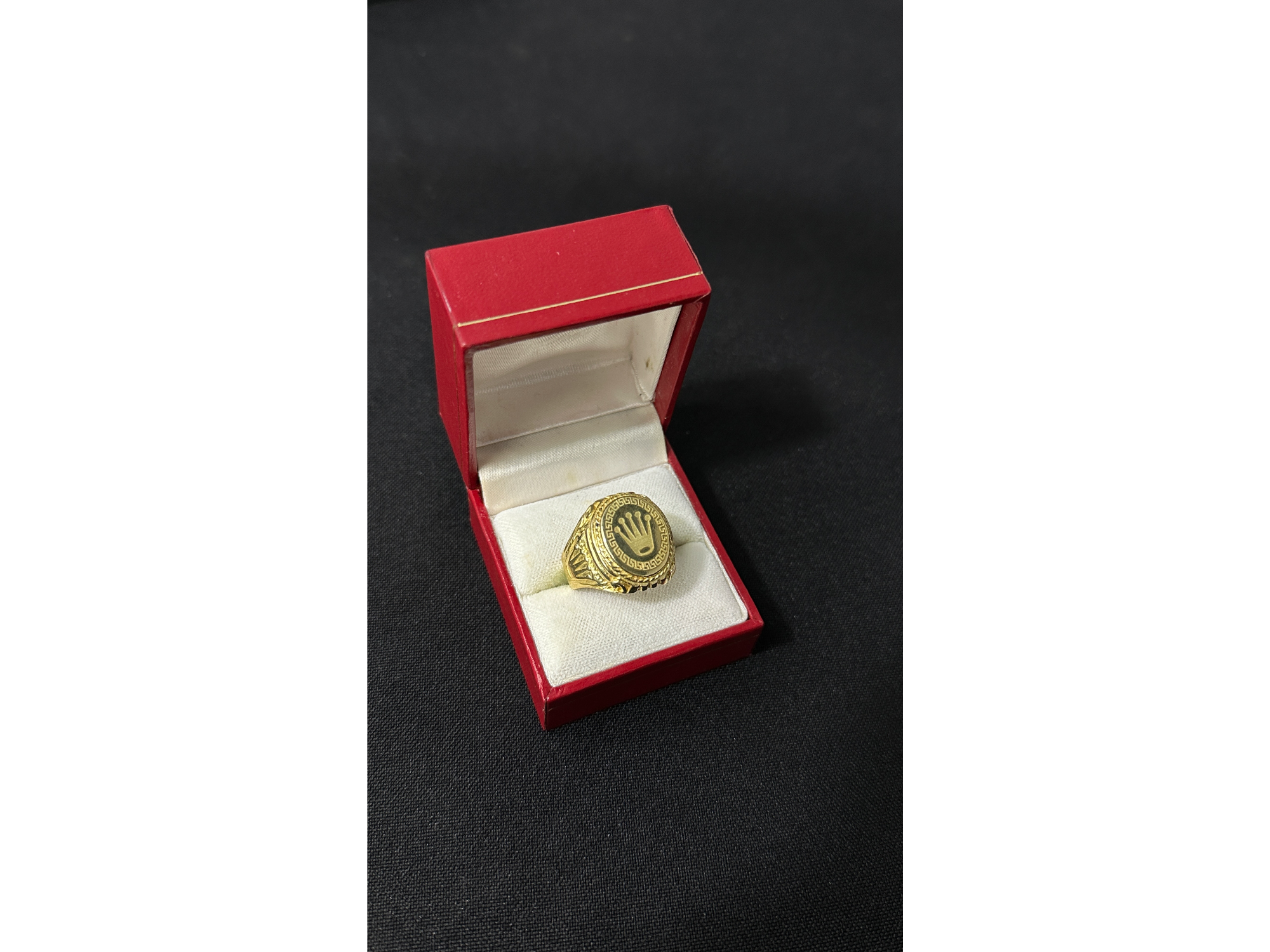 Anillo redondo Corona
