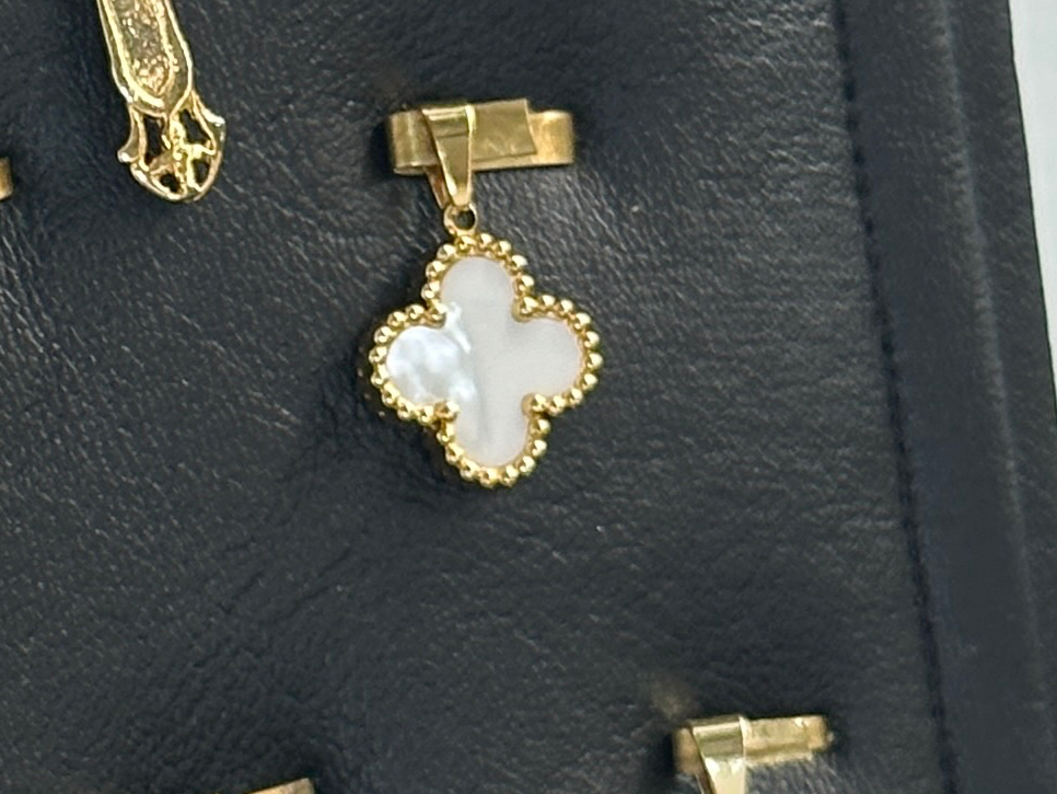 Dije Van Cleef Blanco