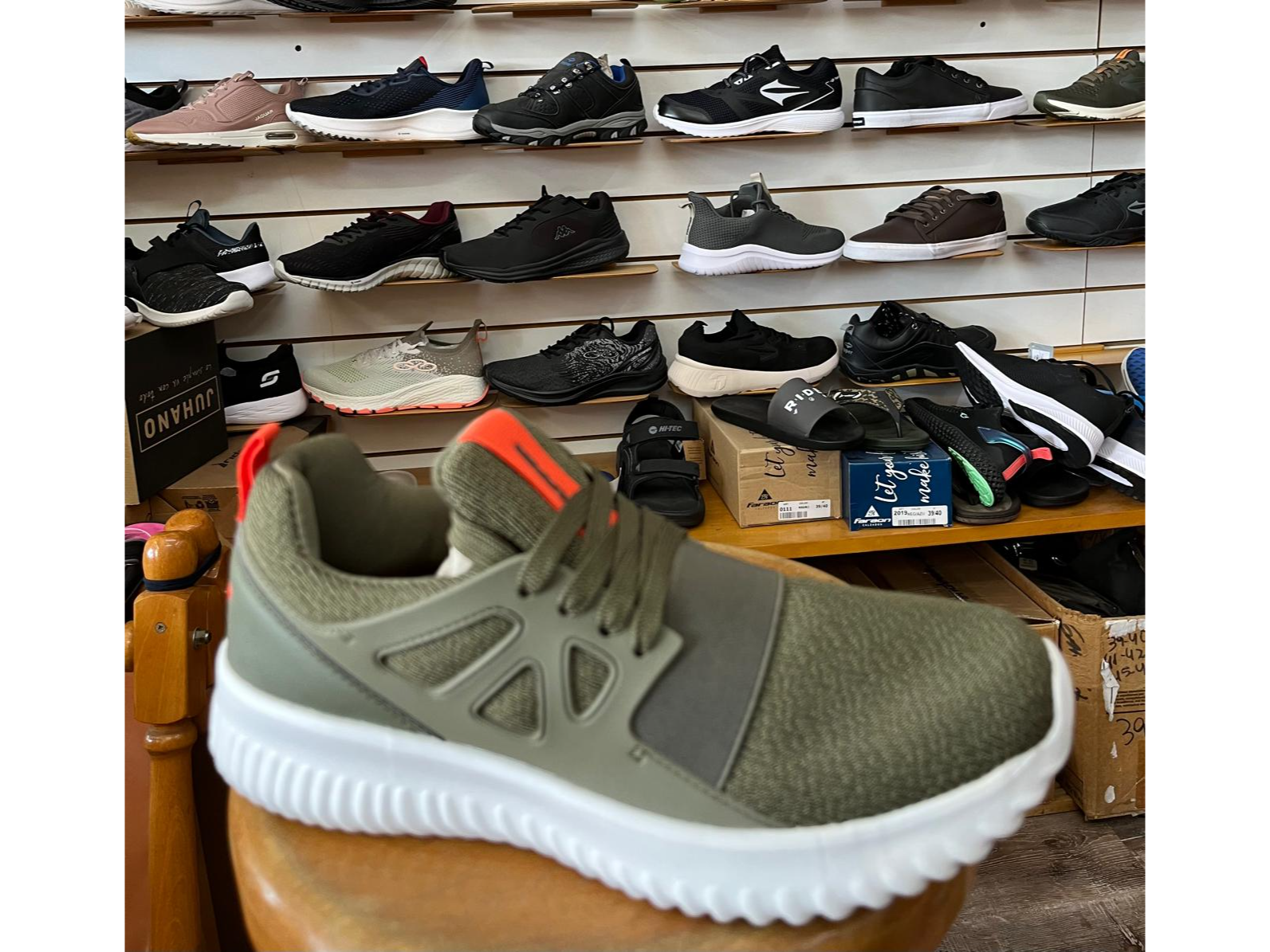 ZAPATILLAS DEPORTIVAS (Copia)
