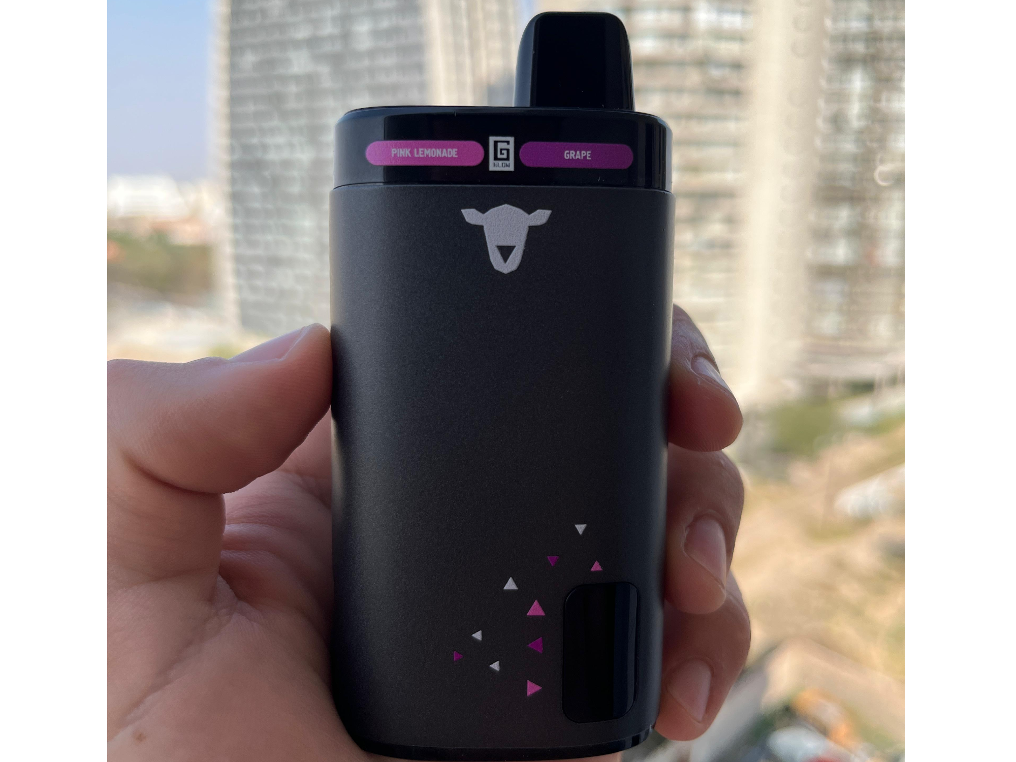 The Black Sheep 20k Dual Tank (Dos Sabores en un VAPE) (20000 puffs)