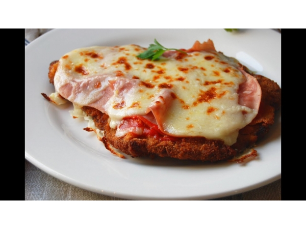 MILANESA NAPOLITANA