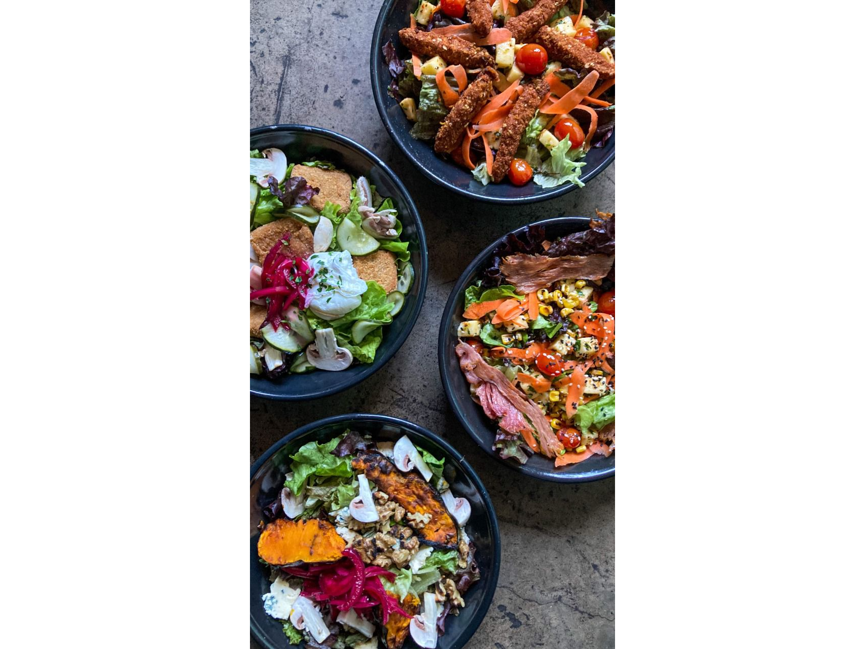 Ensalada  de Bondiola curada de la casa.