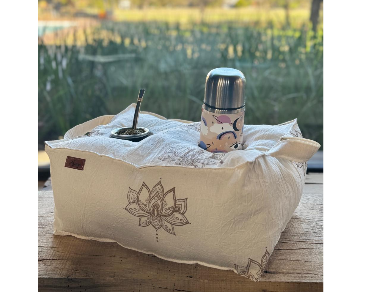 Almohadón matero estampado Flor de Loto