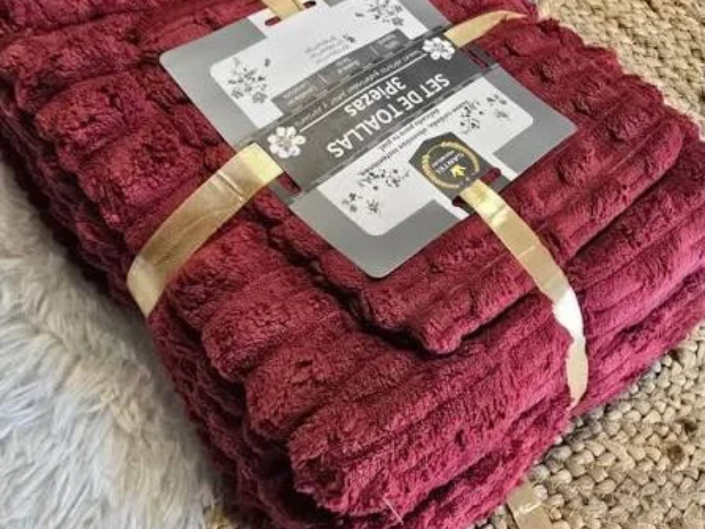 Set 3 piezas toallón liso "Santel Towel" de Davsa